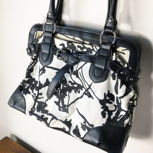 Kelly & Katie Black and White Floral Handbag - Picture 2 of 9